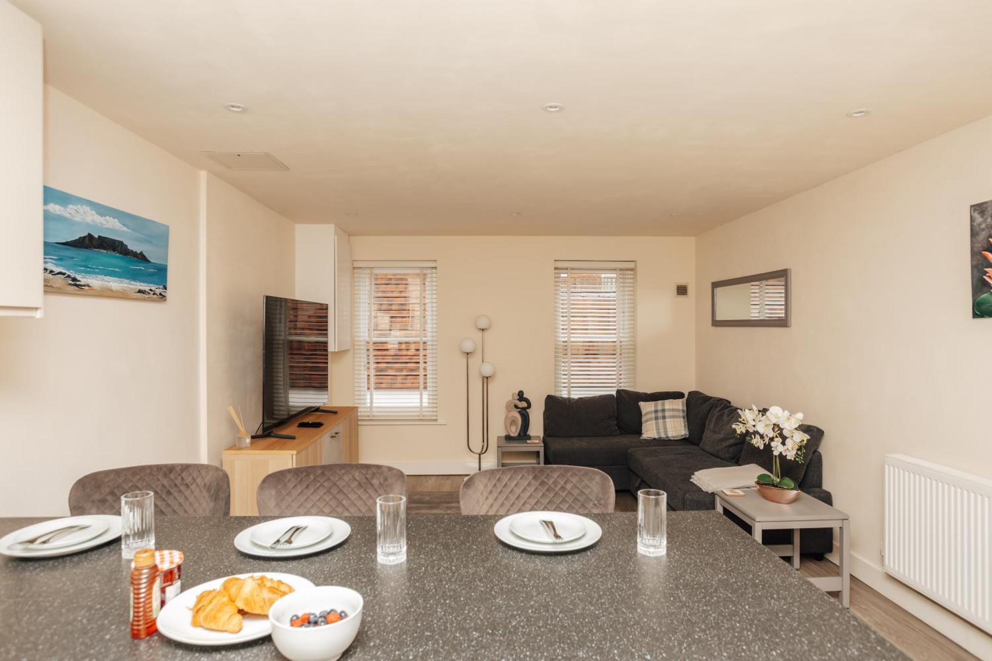Henley Town Centre With Parking Apartment Exterior photo